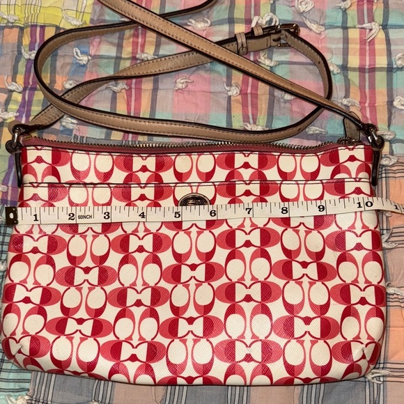 Stylish Red and White Patterned Women's Bag - Picture 1 of 15